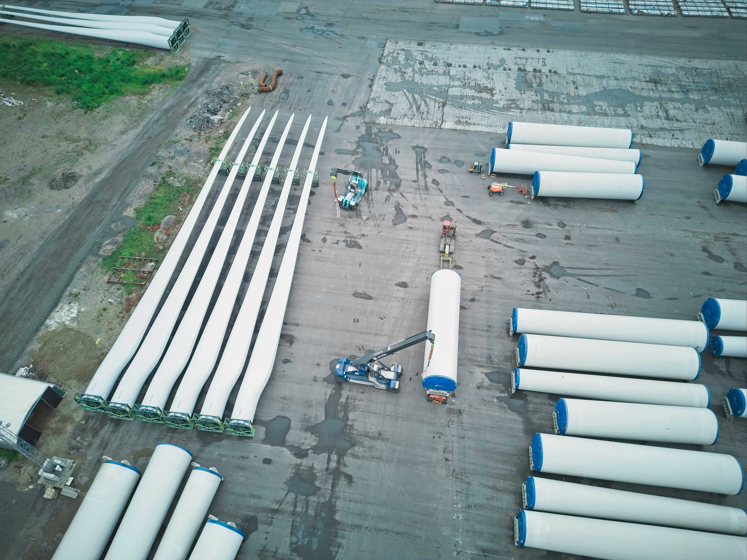 Tuulimyllykomponenttien käsittelyä